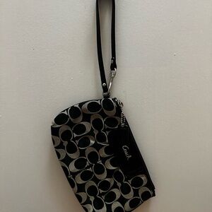 Coach Signature Black and Tan Wristlet